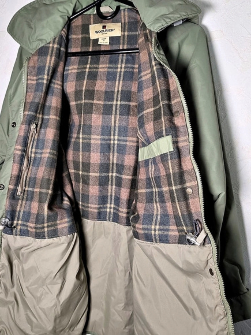 Vintage Woolrich Mountain Parka Jacket Green Plaid Flannel Lined Pockets MEDIUM - Picture 3 of 6
